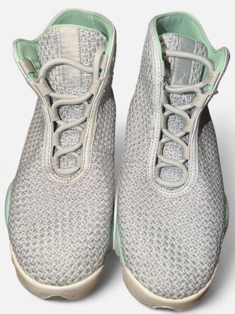 Air Jordan Horizon Sneakers- Light Grey with Mint Accents